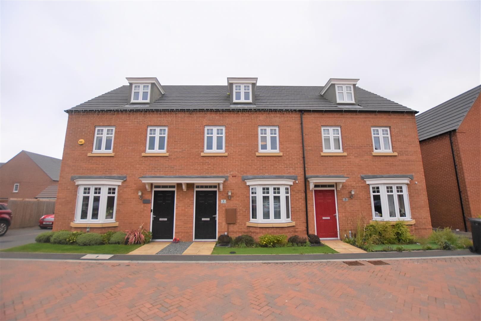 3 Bedroom Property For Sale in East Leake, Buttercup Close £255,000